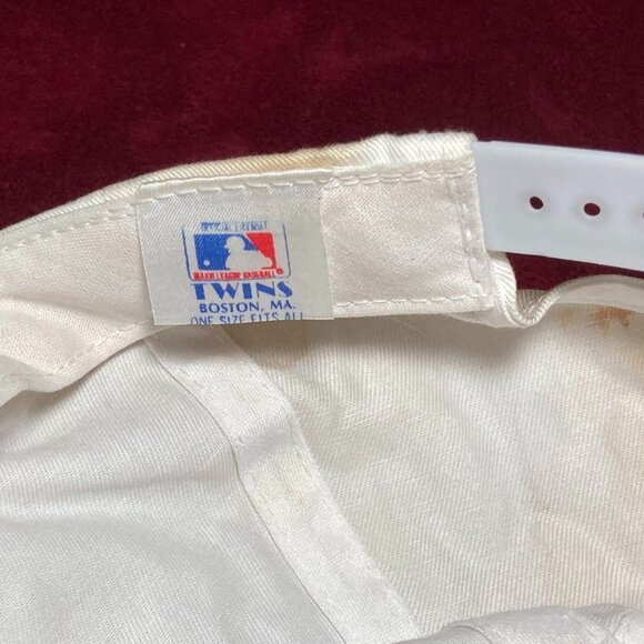 Boston Red Sox Brand Twins Strapback Adjustable Snapback Hat Cap MLB White - Picture 6 of 7